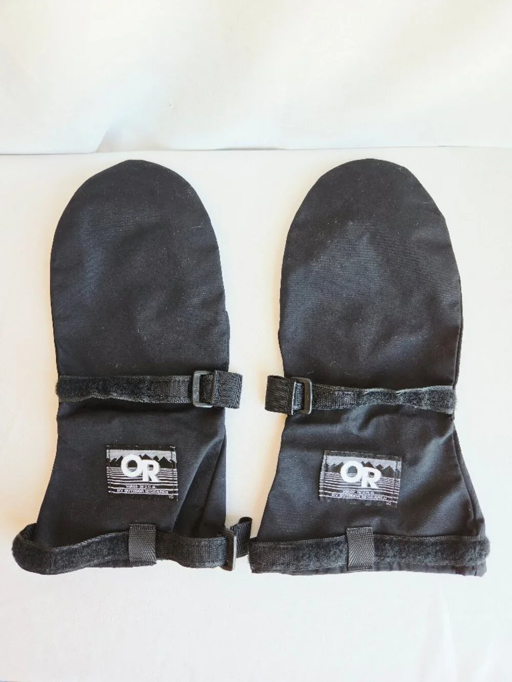 Vintage Outdoor Reseatch Made in USA Gore-Tex Basic Mitt Shell Mitten Black Sz.S